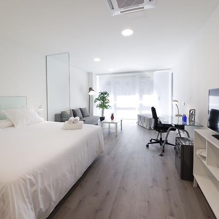 سان سيباستيان Pension T5 Donostia Suites الغرفة الصورة