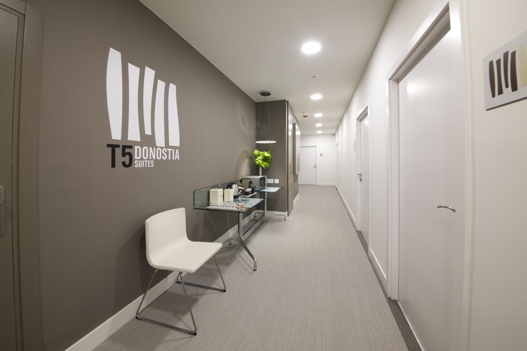 سان سيباستيان Pension T5 Donostia Suites المظهر الخارجي الصورة
